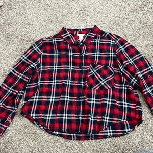 Forever 21 Cropped Plaid Long Sleeve Flannel